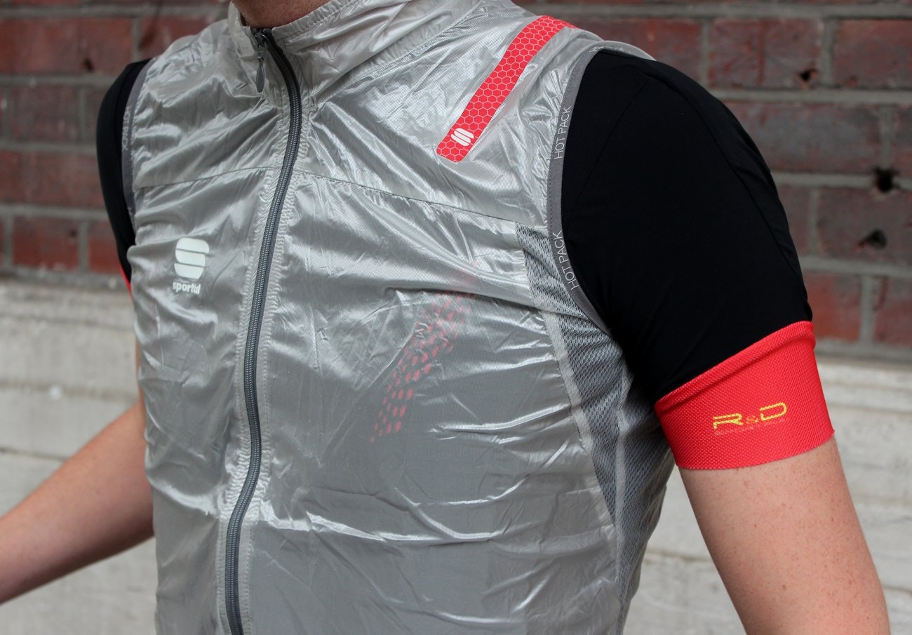 Sportful Hot Pack Ultralight Vest (Pic: Timothy John/Factory Media)