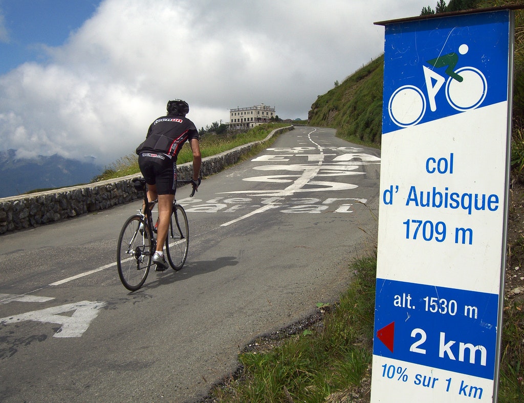 Col d'Aubisque, Pyrenees, climb (Pic: Mikel Ortega / Creative Commons)