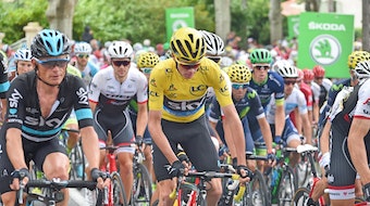 Chris Froome, yellow jersey, Team Sky, peloton, Tour de France, 2016, stage ten, pic - Sirotti